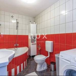 KRALJEVICA, KRIŽIŠĆE - Samostojeća kuća s bazenom i jacuzzijem, mirna lokacija, odličan prihod