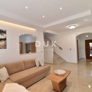 KRK, LINARDIĆI - Spoj elegancije, sigurnosti i mediteranskog šarma, 350m2