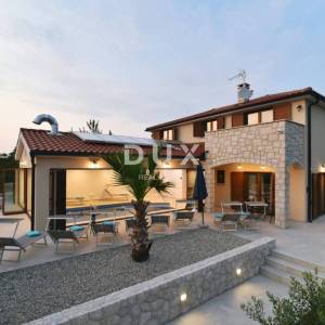 KRK, LINARDIĆI - Spoj elegancije, sigurnosti i mediteranskog šarma, 350m2