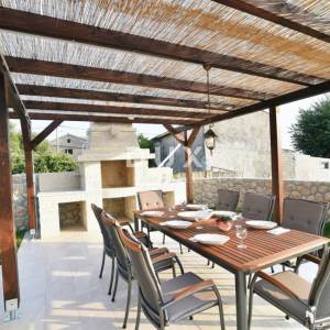 KRK, LINARDIĆI - Spoj elegancije, sigurnosti i mediteranskog šarma, 350m2