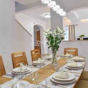 KRK, LINARDIĆI - Spoj elegancije, sigurnosti i mediteranskog šarma, 350m2