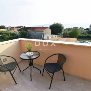 KRK, LINARDIĆI - Spoj elegancije, sigurnosti i mediteranskog šarma, 350m2