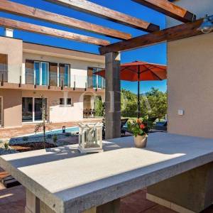 Labin, okolica, Villa sa bazenom i wellnessom