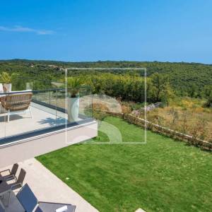 Labin, vila s bazenom, saunom, wellnessom s pogledom na šumu