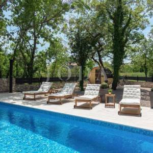 Labin, Villa u mirnom okruženju s bazenom i privatnim wellnessom