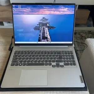 Lenovo IdeaPad 5 Pro 16