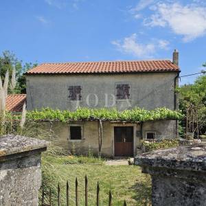 Lijepa istarska kamena kuća,LABIN okolica