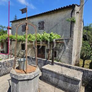 Lijepa istarska kamena kuća,LABIN okolica
