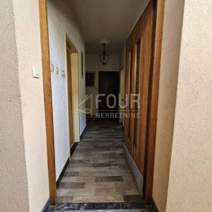 Lovran, kuća - 3 stana, garaža, pogled na more