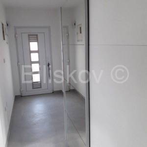 Luksuzan stan, najam, 4 sobe, parking, Bol Split 