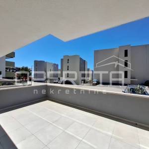 Makarska - stanovi u novogradnji – useljivo