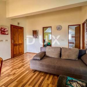MALI LOŠINJ (okolica) - Stan na 2.katu s pogledom na more