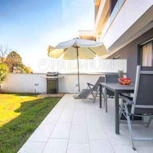 Malinska, dva apartmana blizu mora s okućnicom!