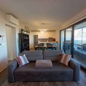 MALINSKA - Moderan dvosobni apartman s pogledom na more