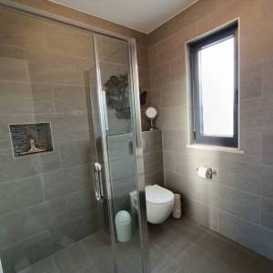 MALINSKA - Moderan dvosobni apartman s pogledom na more