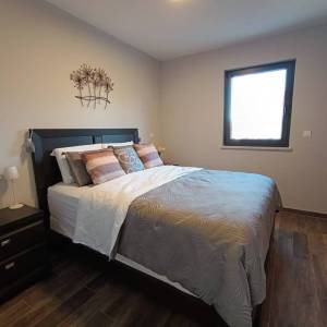 MALINSKA - Moderan dvosobni apartman s pogledom na more
