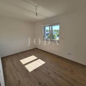 Malinska, odličan koncept 2 apartmana, novogradnja