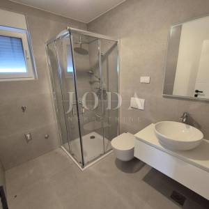 Malinska, odličan koncept 2 apartmana, novogradnja