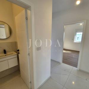 Malinska, odličan koncept 2 apartmana, novogradnja
