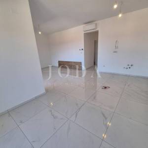 Malinska, odličan koncept 2 apartmana, novogradnja