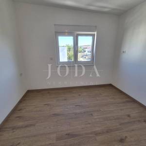 Malinska, odličan koncept 2 apartmana, novogradnja