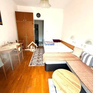 Malinska,kuća  410m2 s više apartmana,vlasitim parkingom i bazenom