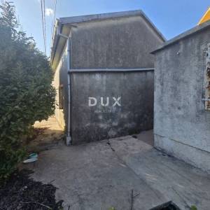MARINIĆI, GORNJI ZAMET- kuća 100m2 s prekrasnim pogledom na more + garaža + okoliš 350m2