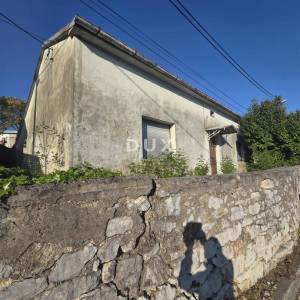 MARINIĆI, GORNJI ZAMET- kuća 100m2 s prekrasnim pogledom na more + garaža + okoliš 350m2