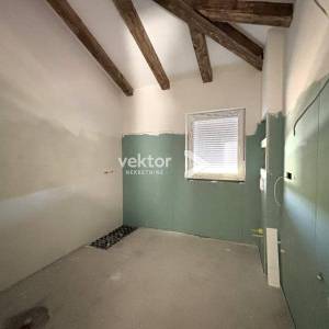 Matulji-Mučići, dvojna kuća s bazenom, novogradnja