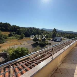 MATULJI, ŠAPJANE - poslovna zgrada 780 m2 + 3.484 m2 okućnice! PRILIKA!