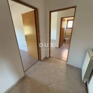 MATULJI, ŠAPJANE - poslovna zgrada 780 m2 + 3.484 m2 okućnice! PRILIKA!