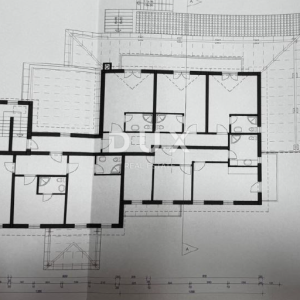 MATULJI, ŠAPJANE - samostojeća kuća ( poslovna zgrada 780 m2 ) + 3.484 m2 okućnice! PRILIKA!