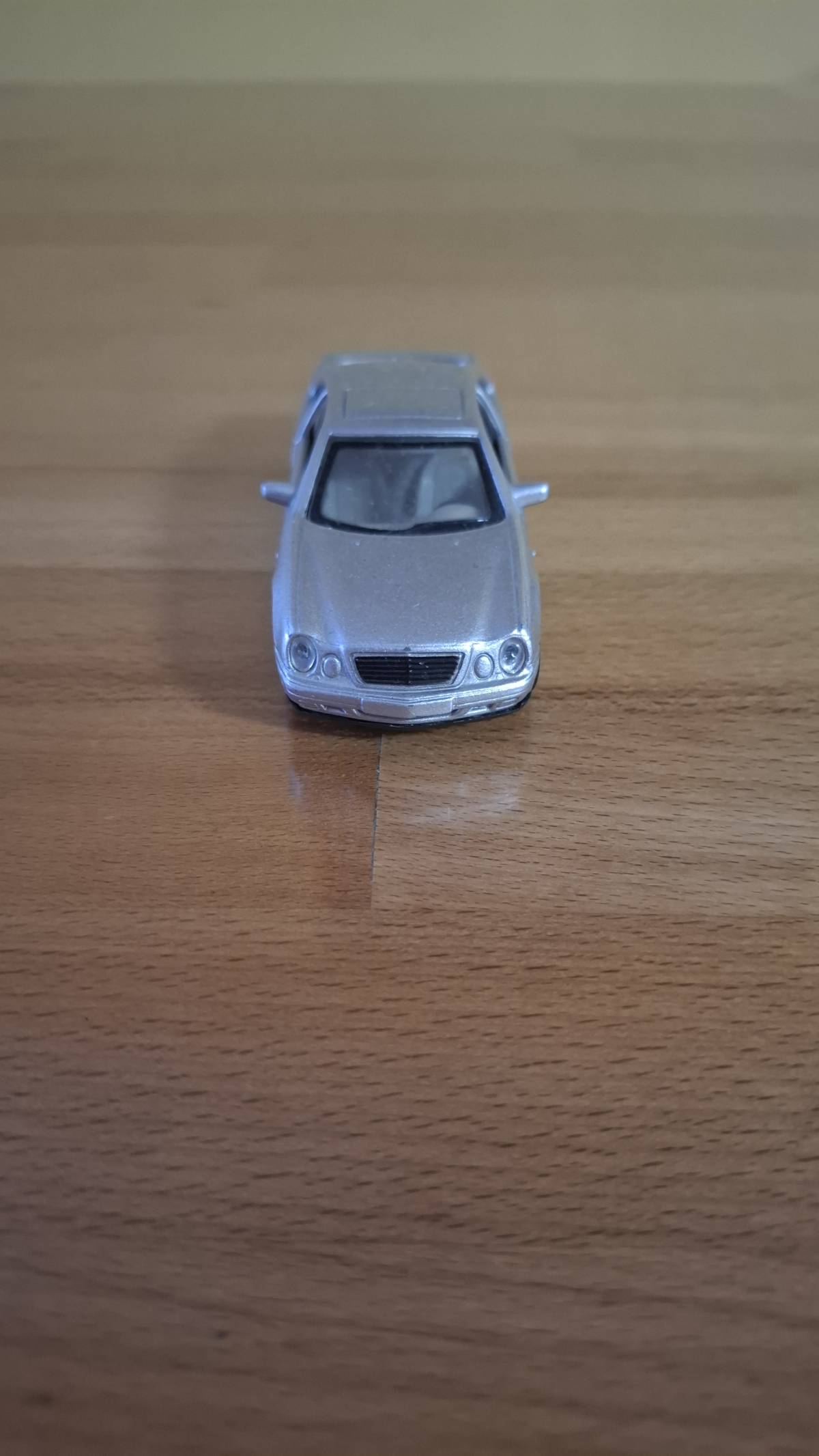Mercedes Benz 1:43 model auta
