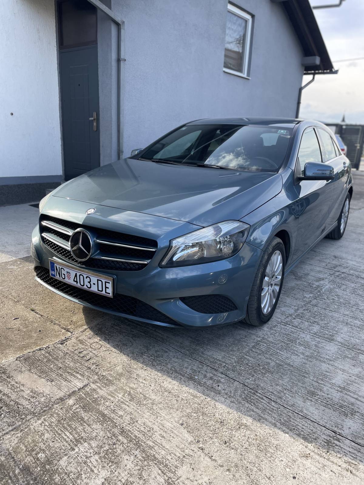 Mercedes Benz – REGISTRIRAN DO 05/2027, TOP