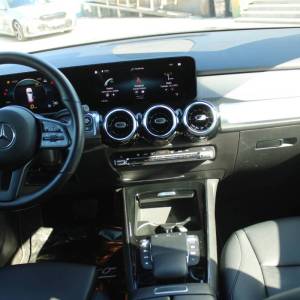 Mercedes-Benz GLB 200d AUTOMATIK *LED, NAVIGACIJA, KAMERA*