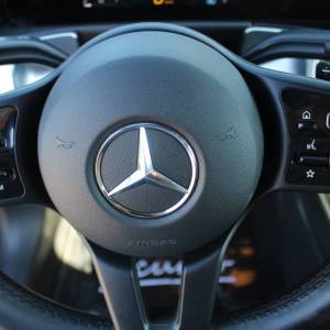 Mercedes-Benz GLB 200d AUTOMATIK *LED, NAVIGACIJA, KAMERA*