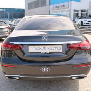 Mercedes-Benz klasa E E220d AUTOMATIK *LED,NAVIGACIJA,KAMERA*