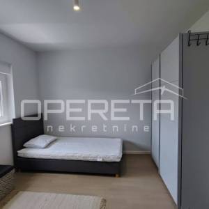 Moderan dvosoban stan s pogledom na more, prizemlje, 75 m², Pag