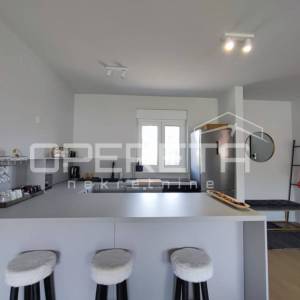 Moderan dvosoban stan s pogledom na more, prizemlje, 75 m², Pag
