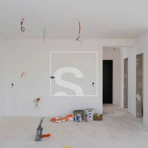 Moderna vila s bazenom na mirnoj lokaciji s 3 spavaće sobe