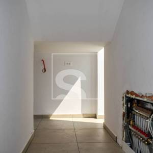 Moderna vila s bazenom na mirnoj lokaciji s 3 spavaće sobe