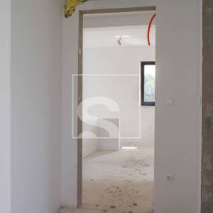 Moderna vila s bazenom na mirnoj lokaciji s 3 spavaće sobe