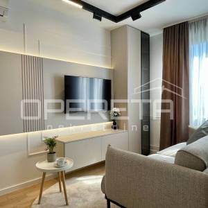 NAJAM, MALEŠNICA ,PREDIVNO NOVOUREĐENI STAN S BALKONOM, 43 M2