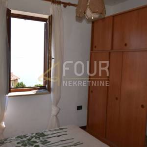 Najam, Opatija - Volosko, 2skl, 80m2, terasa, 80m od mora