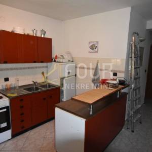 Najam, Opatija - Volosko, 2skl, 80m2, terasa, 80m od mora