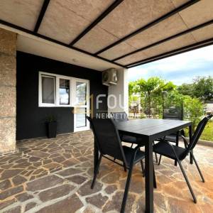 Najam, Otok Krk, Malinska, 1s+db, 45m2, terasa