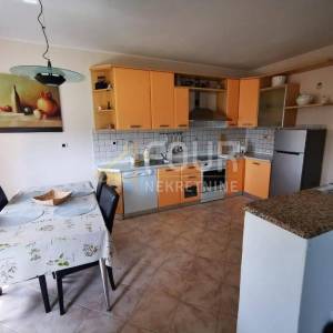 Najam, Rijeka, Kozala, 90m2, 3s+db, balkon