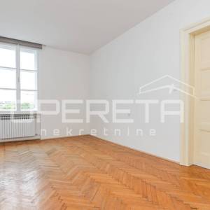 NAJAM, STAN, STROGI CENTAR, MAŽURANIĆEV TRG, 90M2