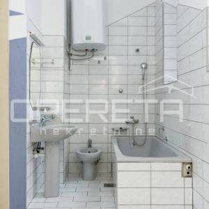 NAJAM, STAN, STROGI CENTAR, MAŽURANIĆEV TRG, 90M2