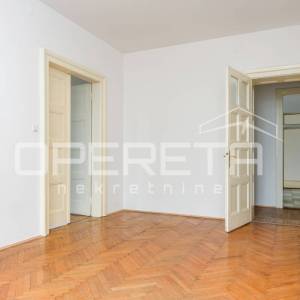 NAJAM, STAN, STROGI CENTAR, MAŽURANIĆEV TRG, 90M2